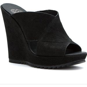 Vince camuto leather wedge sandal